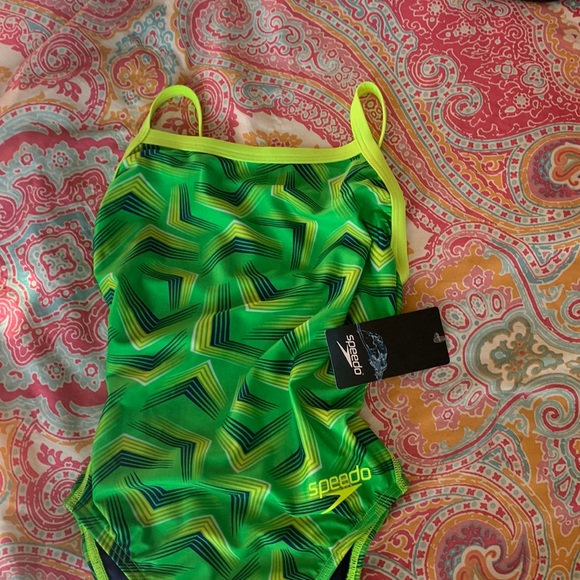 Brand new with tags speedo - Picture 1 of 5